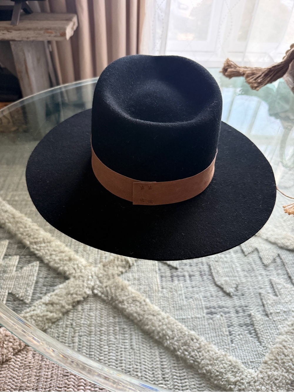 GIGI PIP Black Women's hat - Picture 2 of 4